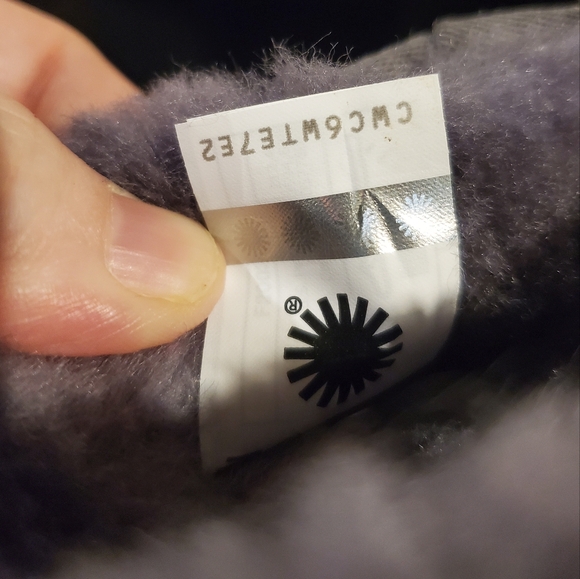 UGG Night Fall Zodiac Mini - Picture 6 of 7